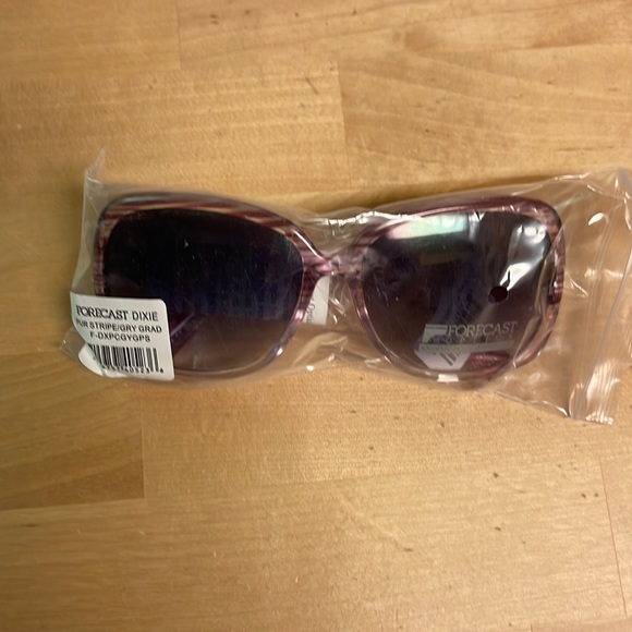 Forecast by Smith Dixie Women's Sunglasses - Picture 2 of 6